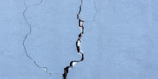 Pintar Fachadas de Casas Unifamiliares / Chalets en Getafe · Reparación, Sellado de Grietas y Desperfectos