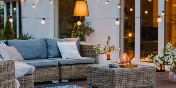 Pintar Fachadas de Casas Unifamiliares / Chalets en Getafe · Pintura para Pintar Patios y Jardines